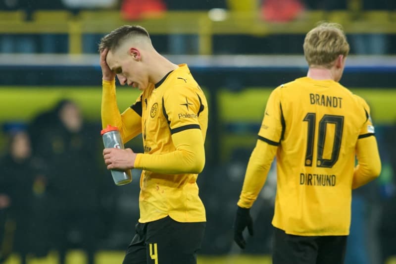 Borussia Dortmund's Schlotterbeck to Miss Leipzig Match Due to Injury
