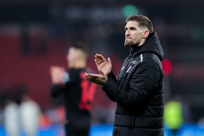 Leverkusen Aims to Silence Olympiacos Fans Early in Champions League Play-off