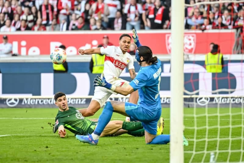 Stuttgart strengthen fourth place with 4-0 over Wolfsburg