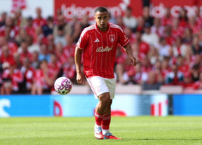 Chelsea Intensifies Push to Sign Premier League Defender