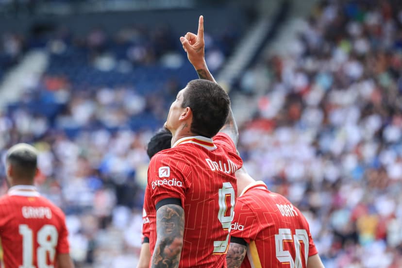 Chelsea Legend Tells Club To Buy Ex-Rival Striker