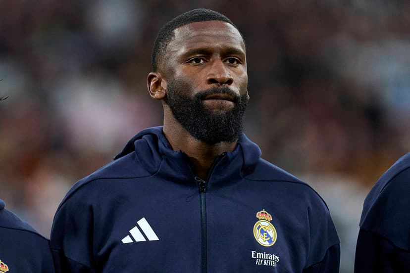 Report: Tottenham Hotspur eyeing move to sign former Chelsea defender