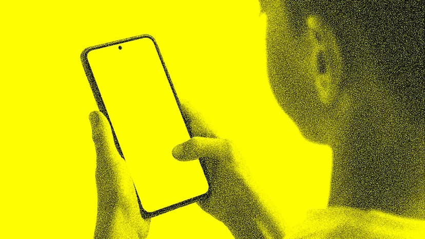 Snapchat Considers Paid Content Options for Users