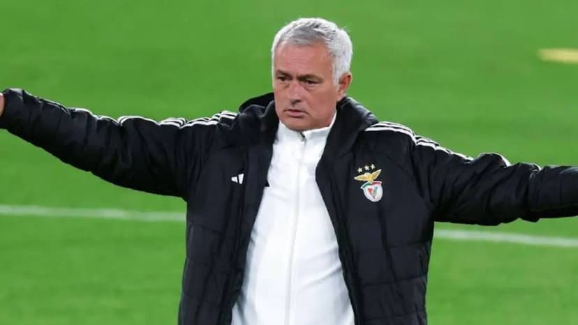 (Video) Jose Mourinho receives positive reception from Real Madrid supporters in Madrid