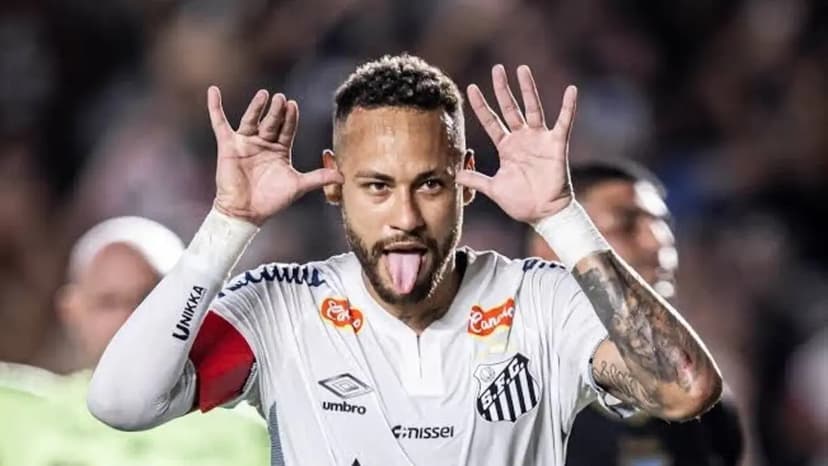 Neymar Escapes Serious Injury in Santos FC Return Match
