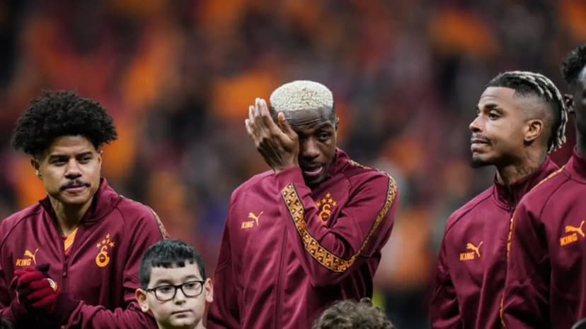 Victor Osimhen moved by Galatasaray fans' tribute
