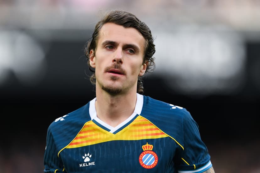 Atletico Madrid Eyes Manchester City Star for Transfer Window