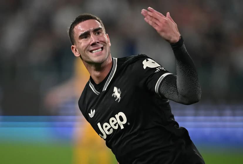 Dusan Vlahovic Prioritizes Barcelona Move as Free Agent Target