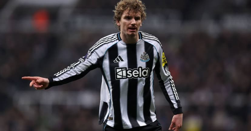 Football Transfer Rumors: Woltemade Unhappy, Chelsea Plans Defensive Clear-Out