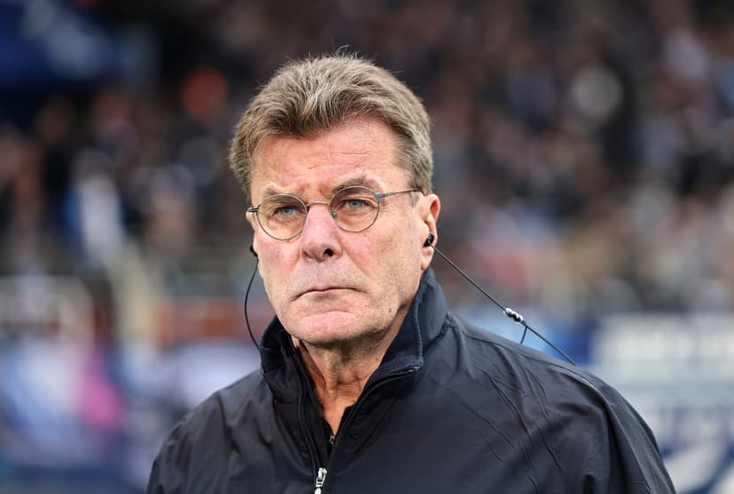 Wolfsburg consider hiring former head coach Dieter Hecking to avoid Bundesliga relegation