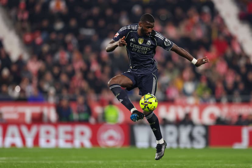 Juventus and Tottenham Compete for Real Madrid Defender Antonio Rüdiger