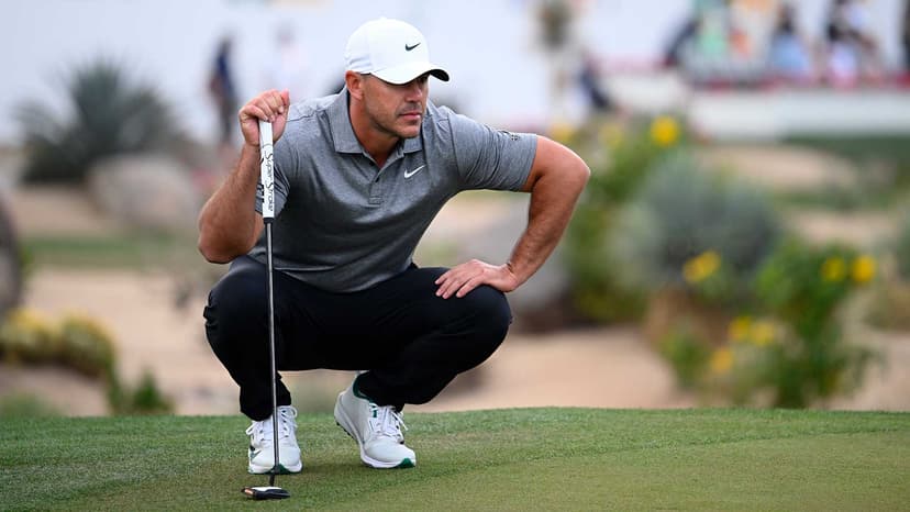 Brooks Koepka's comeback rolls on. But what's up with his putter?
