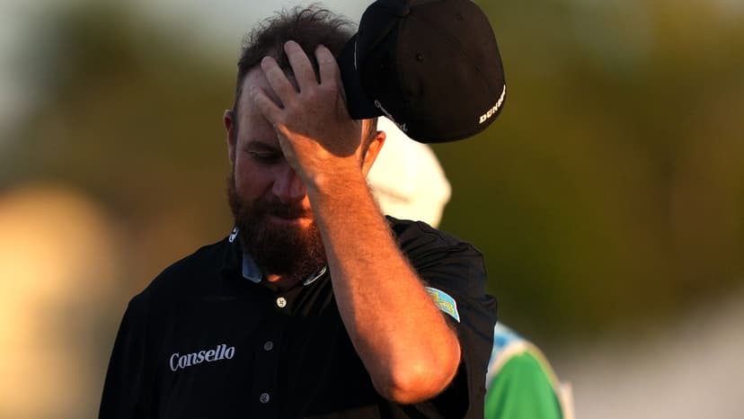 Shane Lowry's late collapse hands Nico Echavarria the Cognizant Classic
