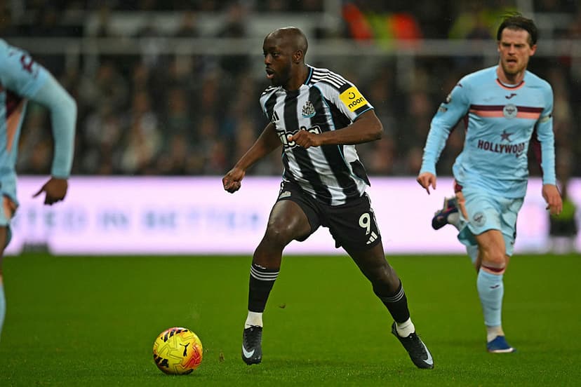 Howe Hopeful for Botman's Return Against Man City, Duo Ruled Out