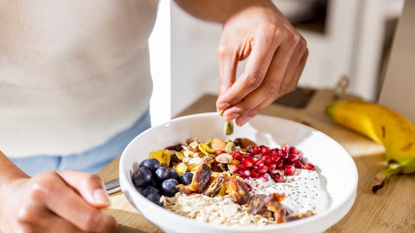 Woman Shares Experience of Eating Oatmeal Daily for a Week