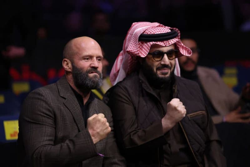 Inside Jason Statham’s key role in setting up Oleksandr Usyk vs Rico Verhoeven bout