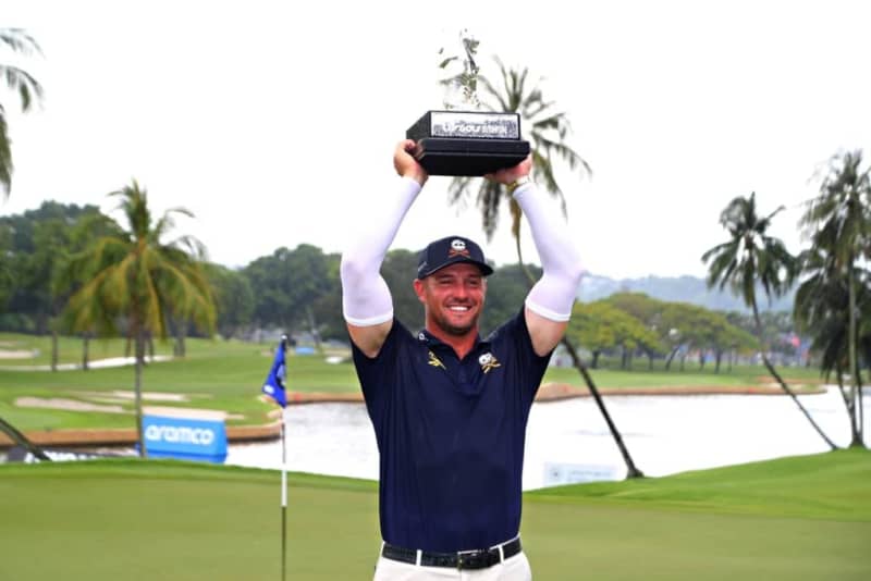 LeBron James congratulates Bryson DeChambeau after his dramatic victory at LIV Golf Singapore