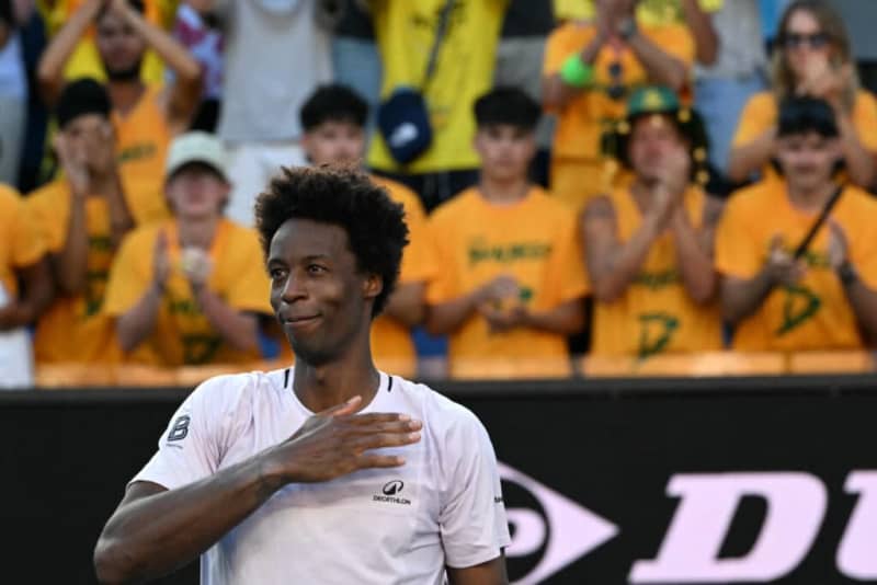 Alex de Minaur and Alexander Zverev send Gael Monfils heartfelt messages after his final match in Acapulco