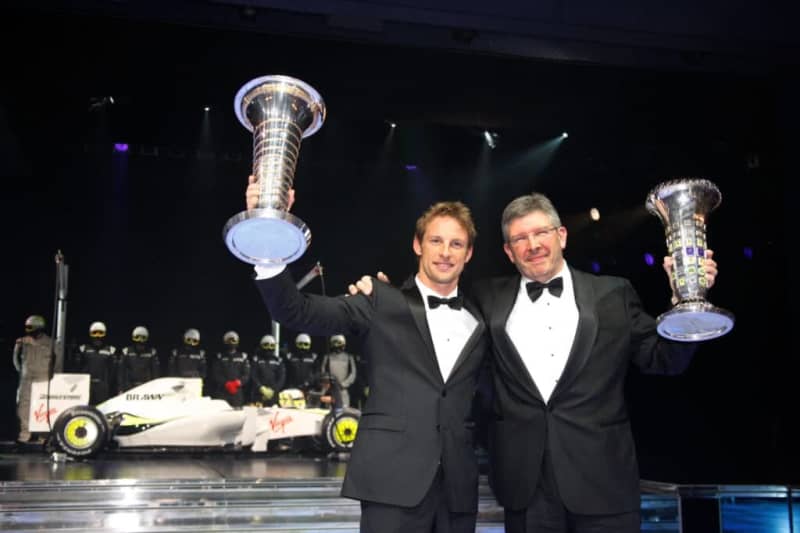 Jenson Button Reveals Fate of F1 World Champion Trophy