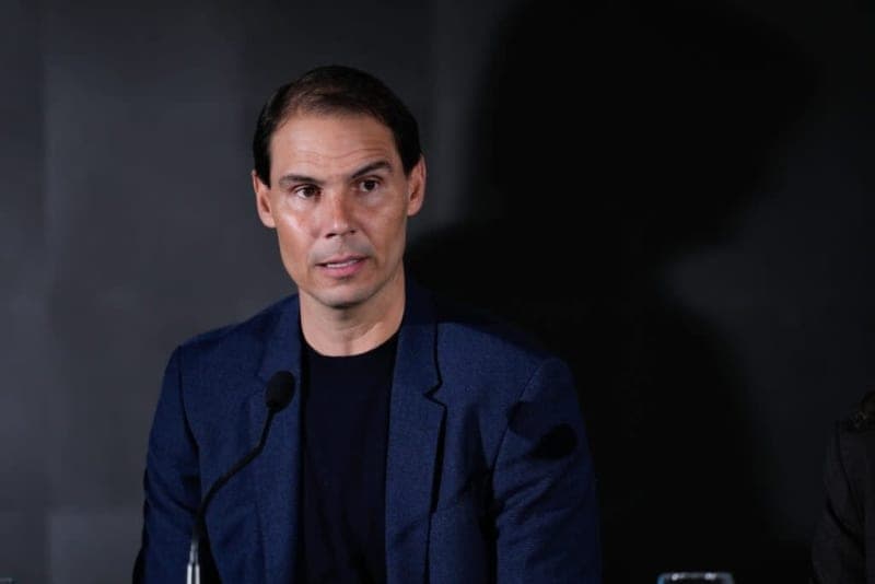 Lindsey Vonn sends message to Rafael Nadal on social media after he goes skiing