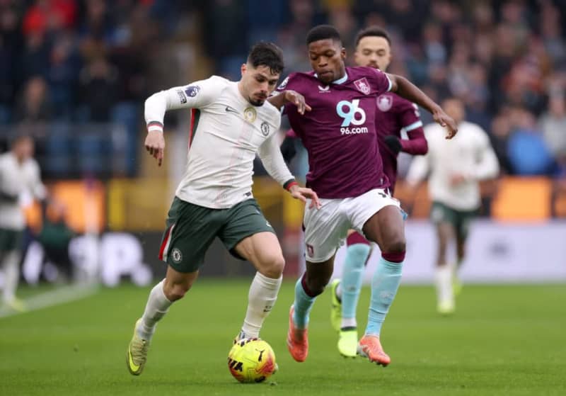 Chelsea Prepares for Premier League Clash Against Burnley