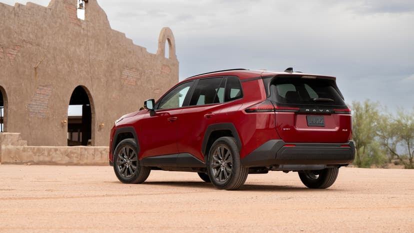 Toyota Unveils Redesigned Hybrid SUV Focusing on Efficiency and Value