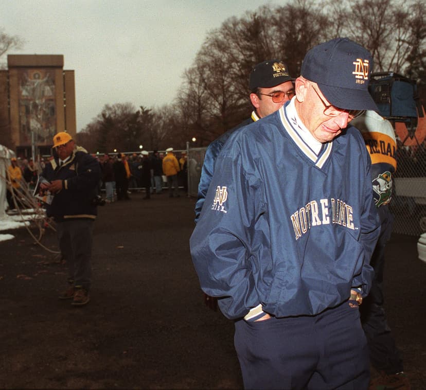 Beyond the gridiron: Lou Holtz and his love for golf