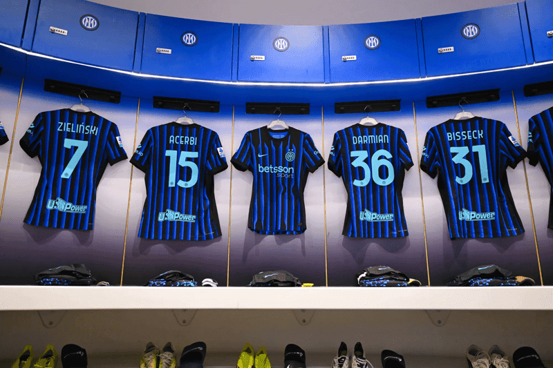 The official line-ups for Inter vs. Genoa