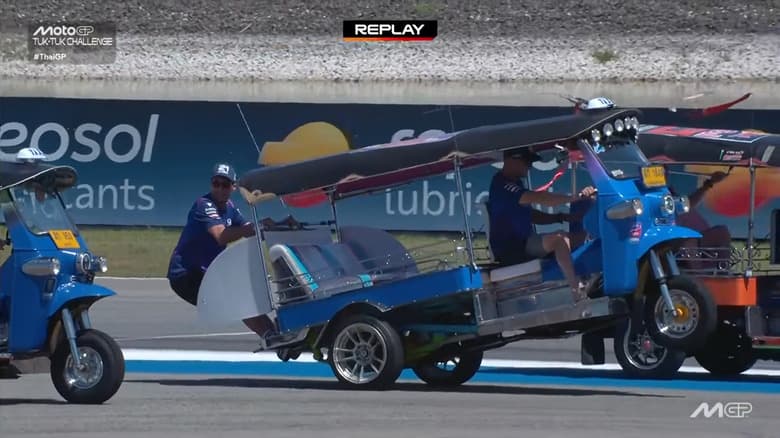 We Need A High-Budget Tuk-Tuk Racing Series Stat