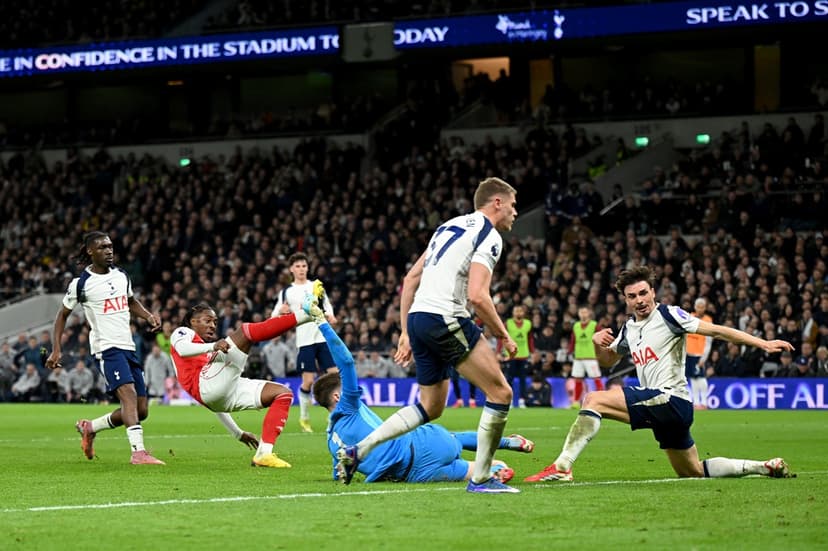 Spurs star admits that Arsenal were the better team