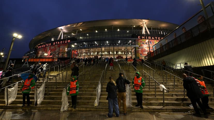 Arsenal Plans Emirates Stadium Redevelopment with Season's Windfall