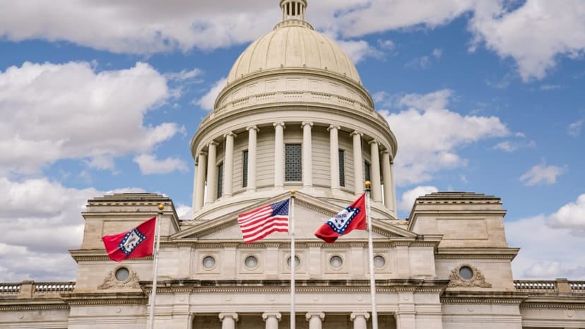 Arkansas Governor Sarah Huckabee Sanders Signs Executive Order to Expedite State Permitting Process