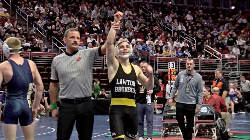 Five Siouxland Wrestlers Advance to IHSAA State Championship Bouts