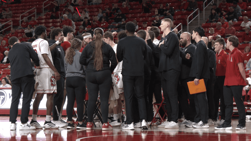 USD Men's Basketball Prepares for Tough Road Swing