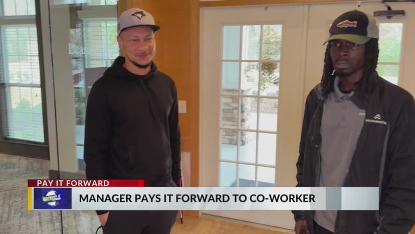 Louisiana Worker Surprised with $1,000 'Pay It Forward' Gift