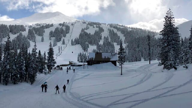 Portland man dies after skiing accident on Mt. Bachelor