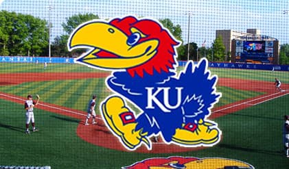 Kansas baseball struggles in Game 2 of series against Minnesota, series tied 1-1