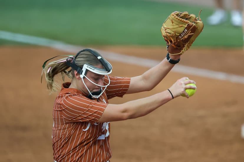 Texas Softball Dominates Bevo Classic, Prepares for West Coast Tournament