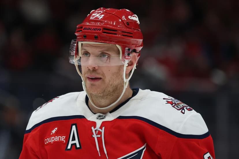 Ducks add John Carlson at NHL trade deadline as they prep for playoff run