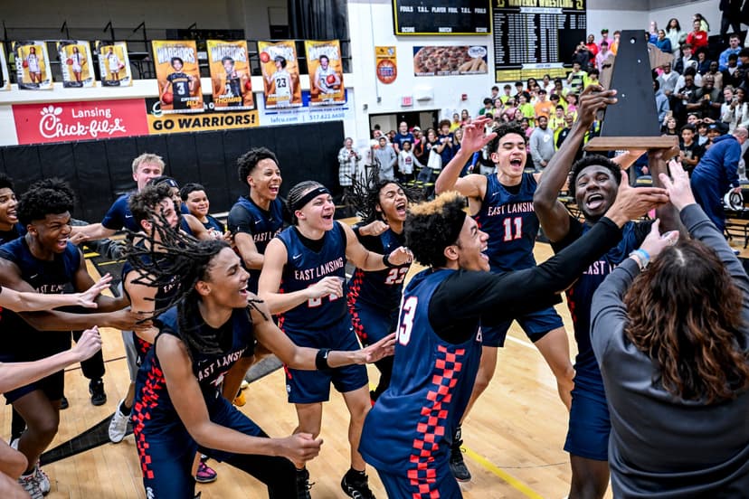 East Lansing boys basketball adds to district title streak with win over Waverly