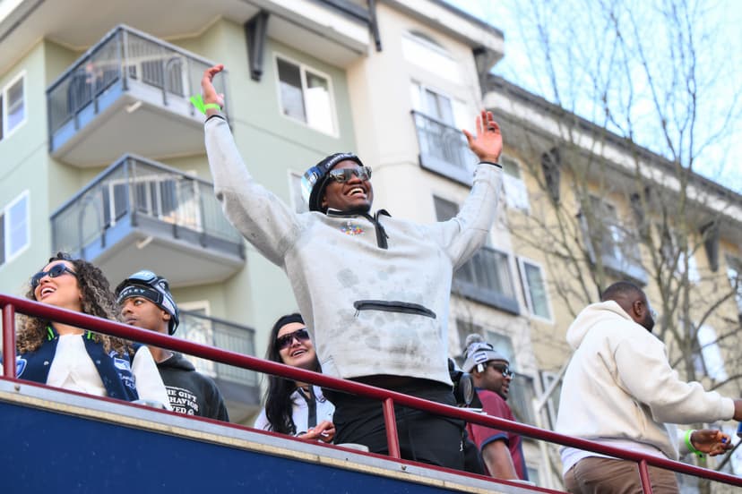 6 things to know about Kennth Walker III's football career