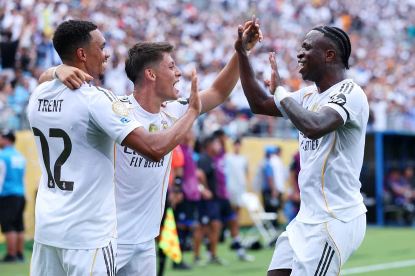 Real Madrid defender praises teammate after win vs Benfica: ‘We’re very lucky to have him’
