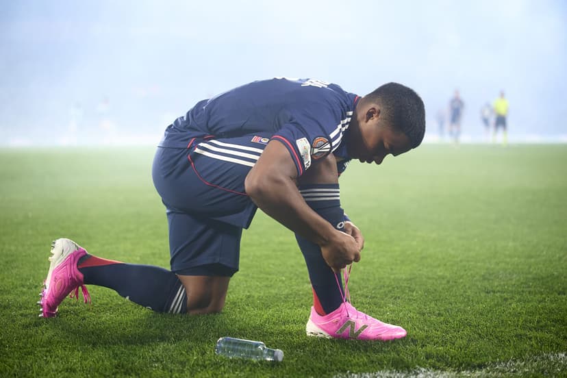 Real Madrid key target inching closer to a renewal with Bundesliga giants