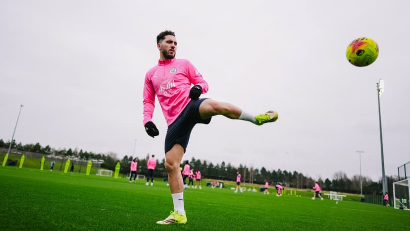 Training: Locking in for Leeds