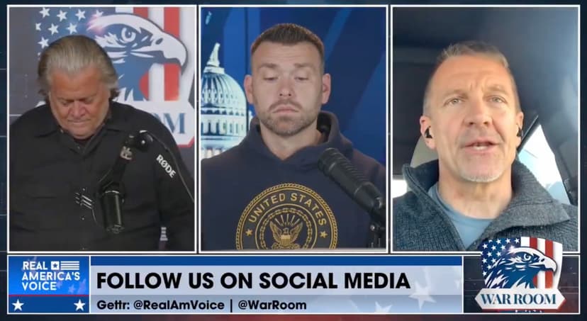 Blackwater Founder Fumes to Steve Bannon About Iran Strikes: ‘I Don’t Think This Was in America’s Interests’