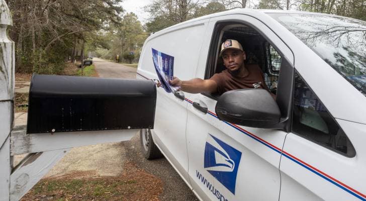 Mail Thieves Target Credit Cards and Checks Despite USPS Efforts