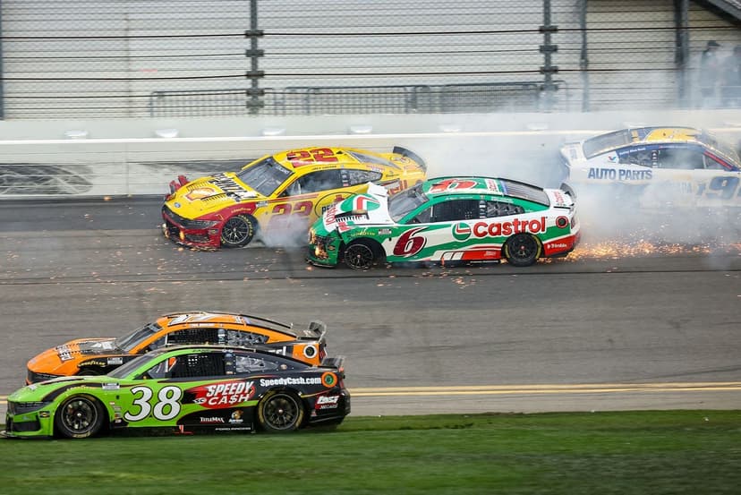 Zane Smith Finishes Sixth in Daytona 500, Secures Good Points