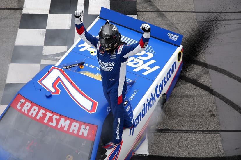 Kyle Busch Wins Third Consecutive Atlanta NASCAR Truck Race