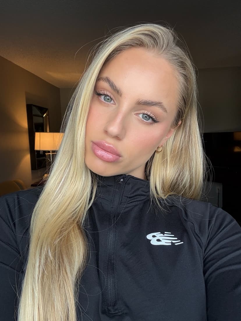 Soccer Star Ana Marković Shares Playful Selfies