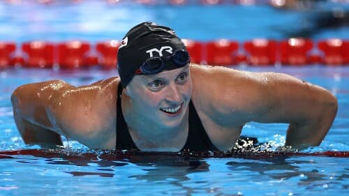 Mondo Duplantis breaks pole vault world record for 15th time, fittingly at the Mondo Classic